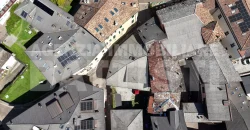 PORZIONE CON NEGOZIO E RUSTICO