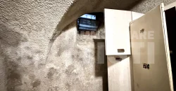 ALLOGGIO IN CENTRO CON AMPIO POSTO AUTO
