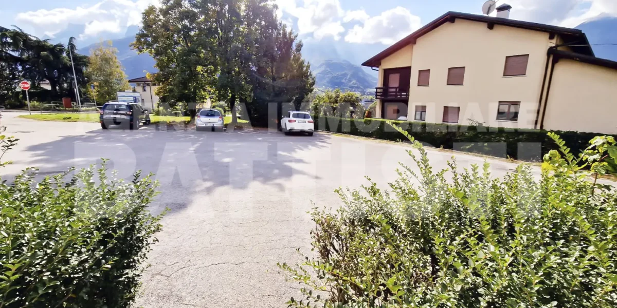 AMPIO ALLOGGIO IN OTTIMA POSIZIONE